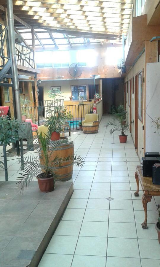 Hostal Del Monte ตัลกา ภายนอก รูปภาพ